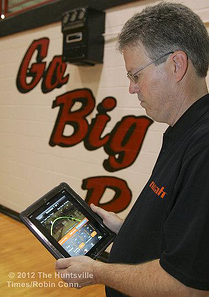 Noah Basketball CEO, John Carter with Noah iPad App