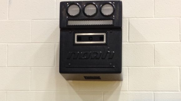 The black box system measures basketball players' shooting arcs.